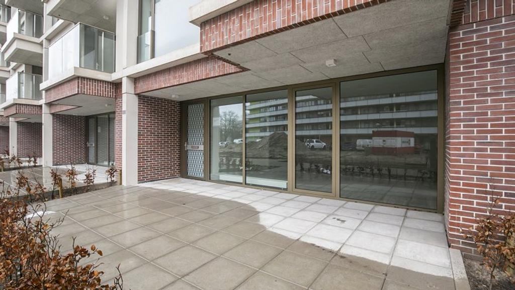 131 m² met 2 terrassen in Osdorp - Afbeelding 2