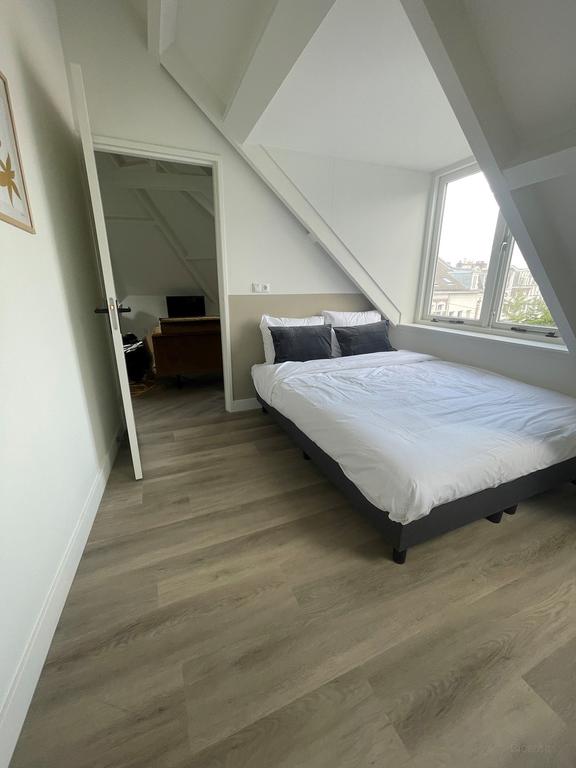Gemeubileerd 2-kamerappartement in centrum - Afbeelding 9