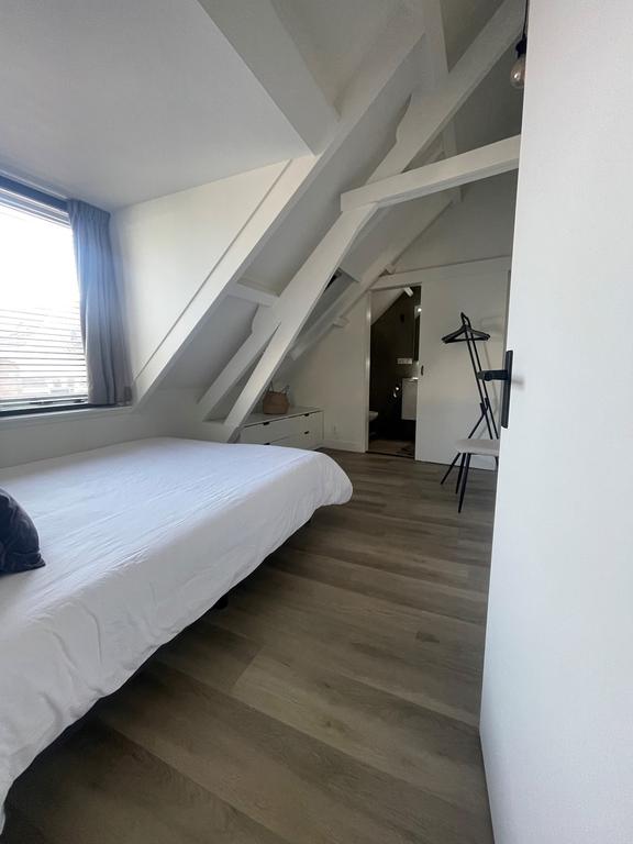 Gemeubileerd 2-kamerappartement in centrum - Afbeelding 10
