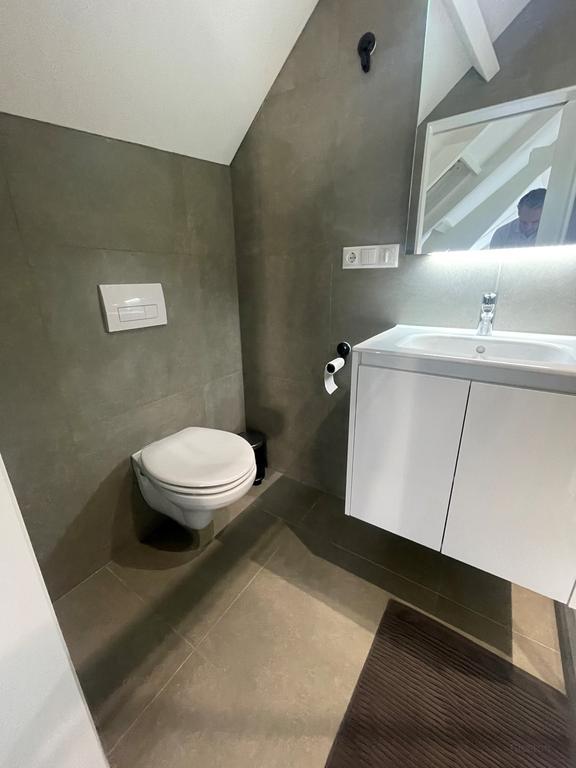 Gemeubileerd 2-kamerappartement in centrum - Afbeelding 12