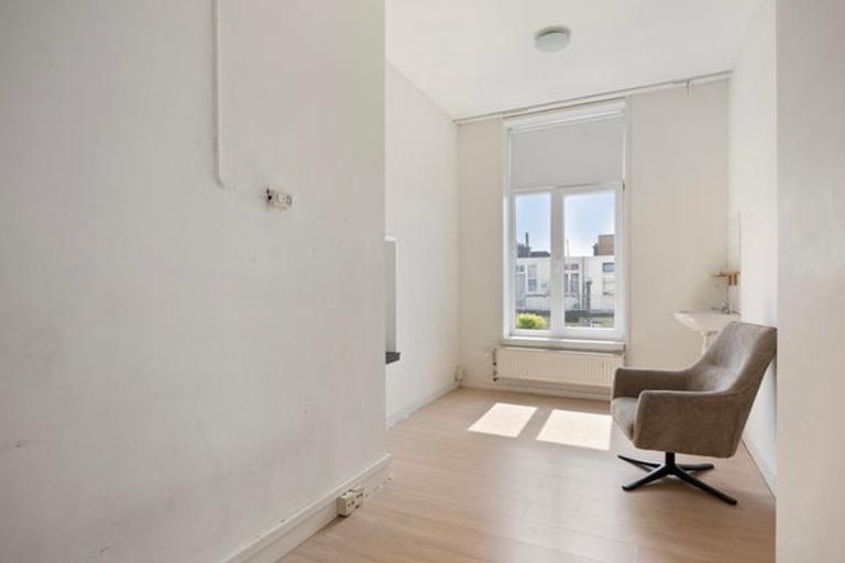 Kamer van 16 m² in gedeeld huis - Afbeelding 5