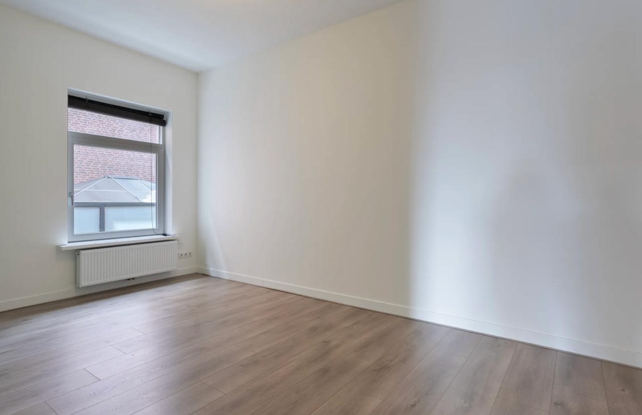 Tijdelijk 3-kamerappartement op het plein - Afbeelding 9
