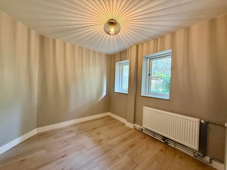 3-slaapkamerappartement met tuin - Afbeelding 9