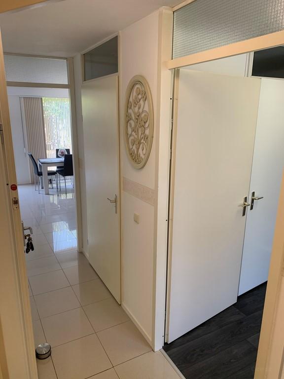 Gemeubileerd 2-kamerappartement met tuin - Afbeelding 10