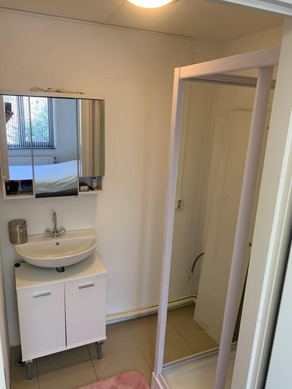 Gemeubileerd 2-kamerappartement met tuin - Afbeelding 14