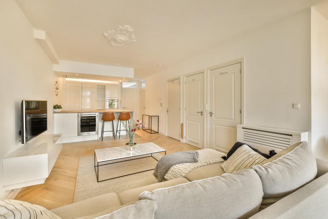 Licht 2-slaapkamer appartement in De Pijp - Afbeelding 7