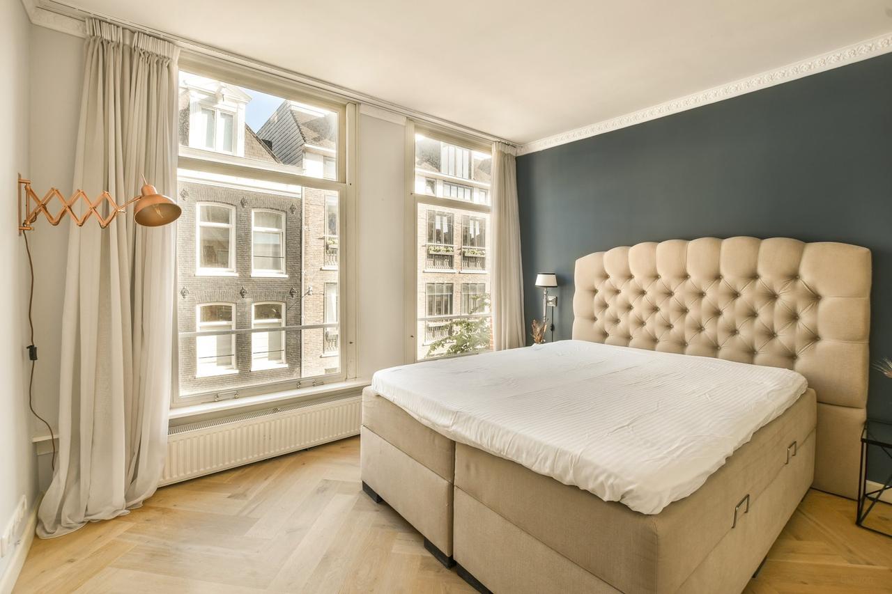 Licht 2-slaapkamer appartement in De Pijp - Afbeelding 15