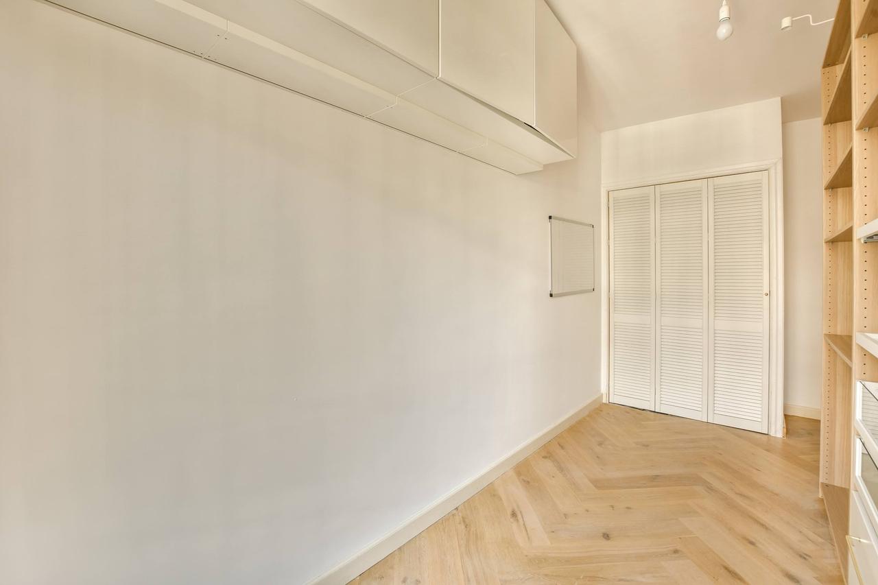 Licht 2-slaapkamer appartement in De Pijp - Afbeelding 21