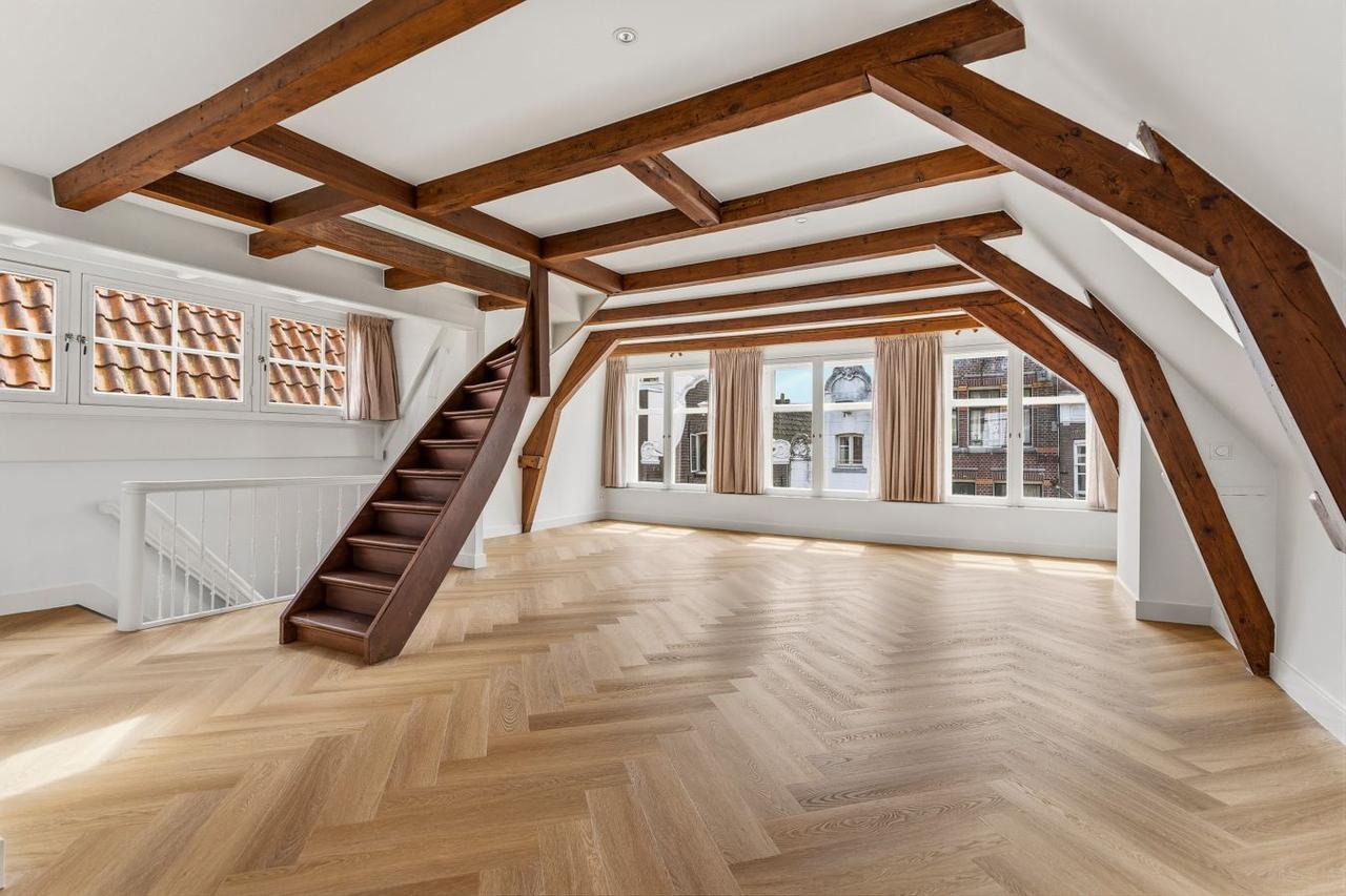Apartment on Haarlemmerstraat - Image 2