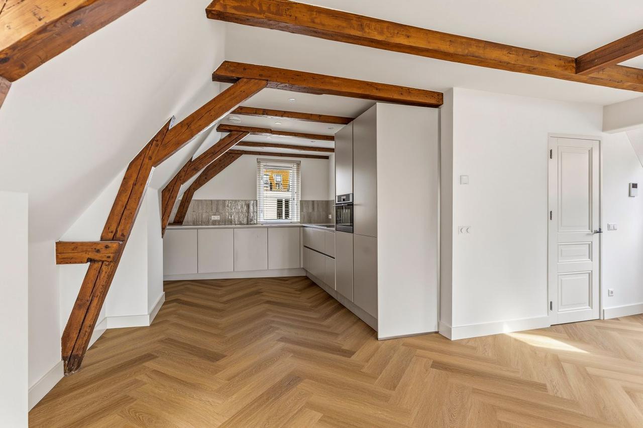 Apartment on Haarlemmerstraat - Image 11