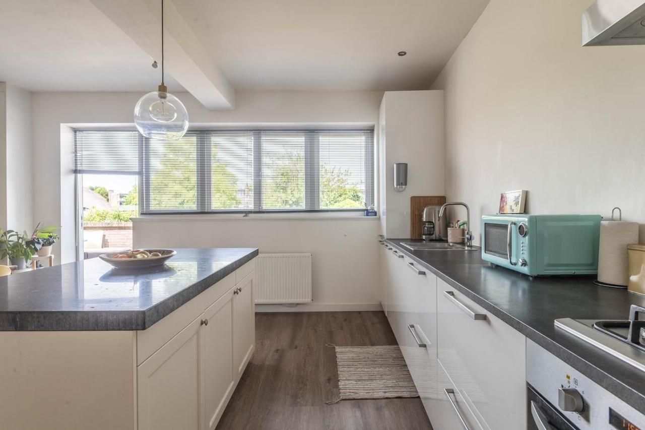 Maisonette with Roof Terrace in Bussum - Image 10