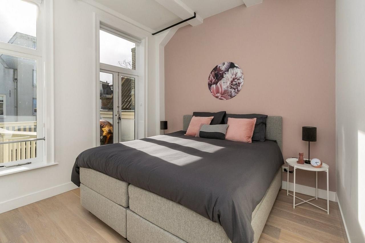 Bright 2-bedroom apartment with terrace - Image 5