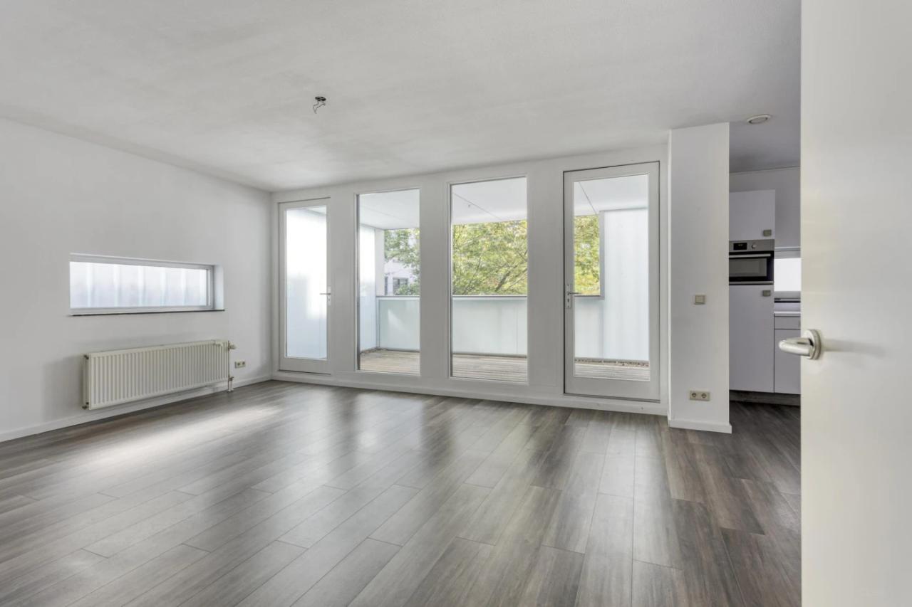 2-slaapkamerappartement met zonnig balkon - Afbeelding 2