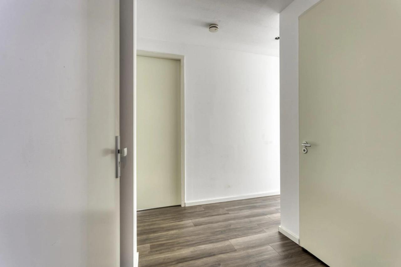 2-slaapkamerappartement met zonnig balkon - Afbeelding 9