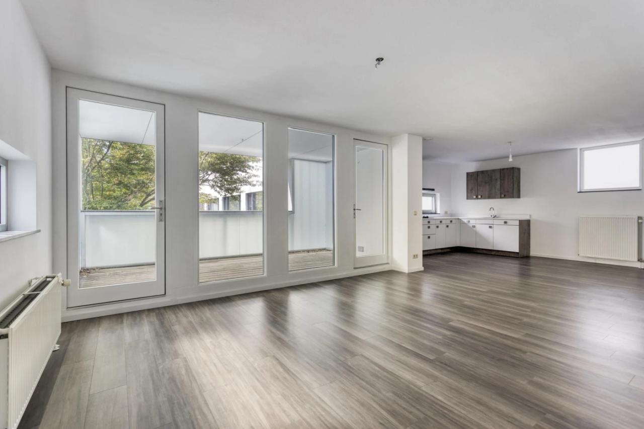 2-slaapkamerappartement met zonnig balkon - Afbeelding 11