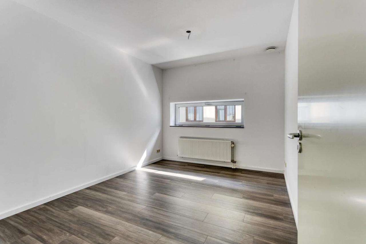 2-slaapkamerappartement met zonnig balkon - Afbeelding 20
