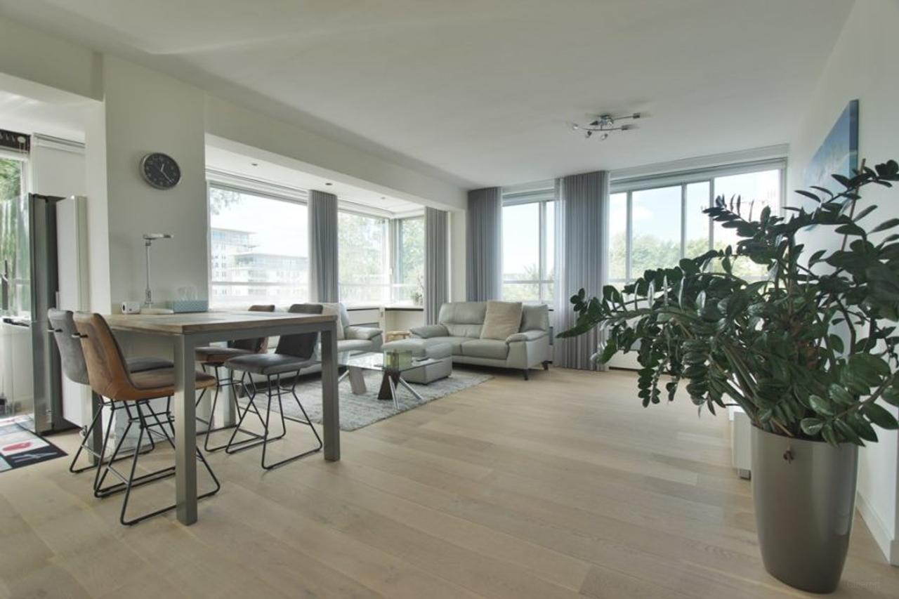 Licht 4-kamerappartement bij Stadshart - Afbeelding 2
