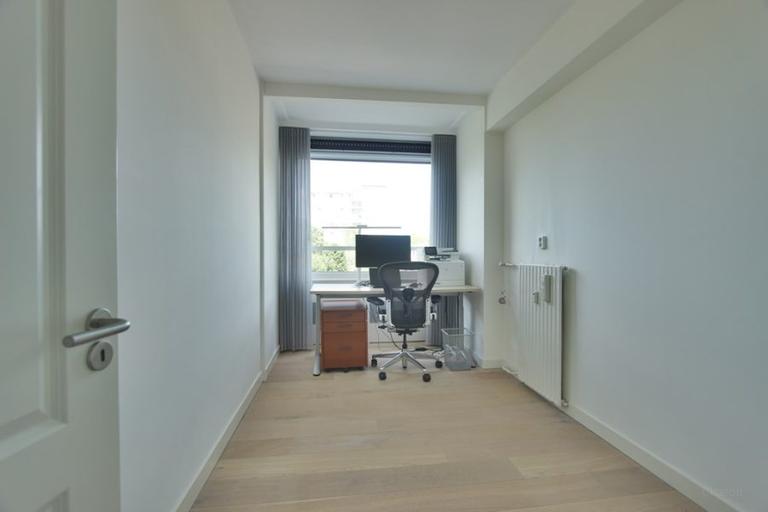 Licht 4-kamerappartement bij Stadshart - Afbeelding 14