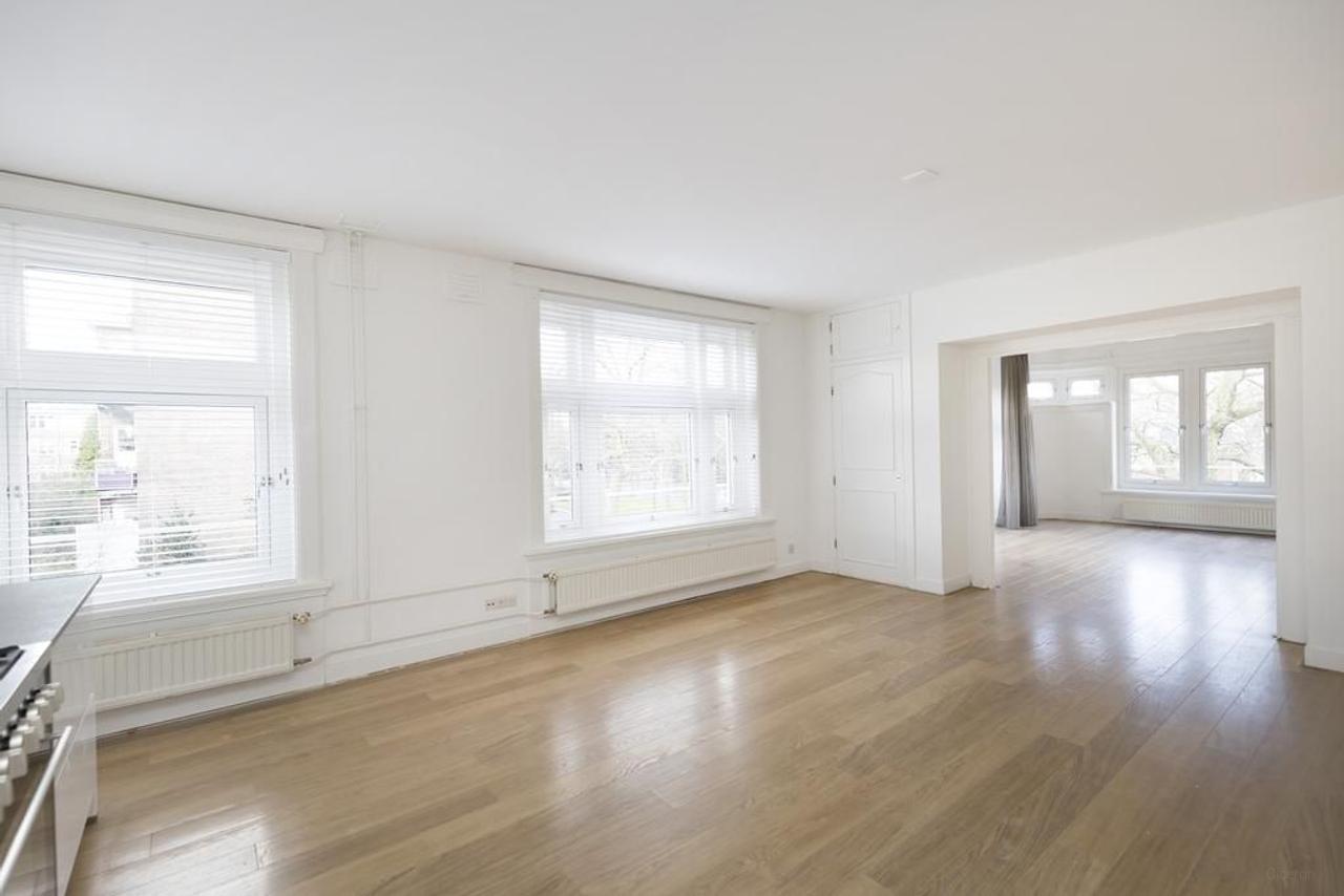 Apartment on Apollolaan for Long-Term Rent - Image 6