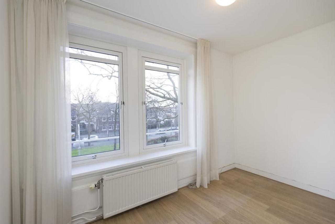 Apartment on Apollolaan for Long-Term Rent - Image 16