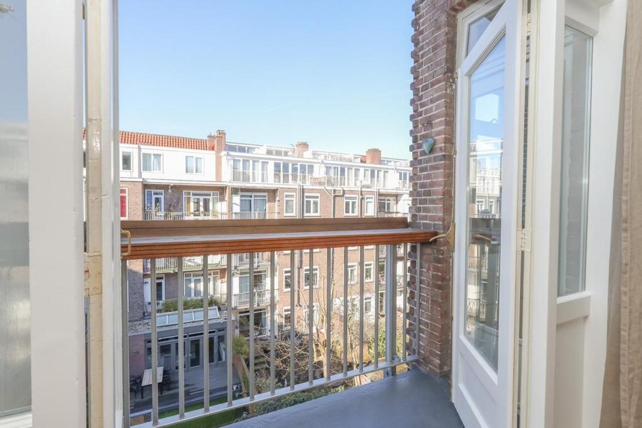Apartment on Rooseveltlaan - Image 11