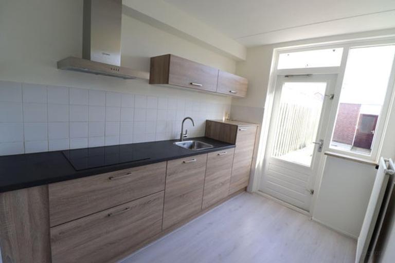 Tussenwoning met diepe tuin in Brouwhuis - Afbeelding 4