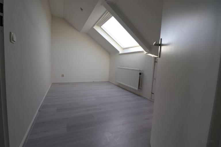 Tussenwoning met diepe tuin in Brouwhuis - Afbeelding 8
