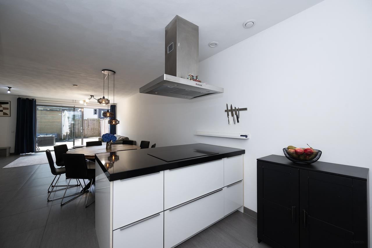144 m² gemeubileerd in Almere Poort - Afbeelding 9