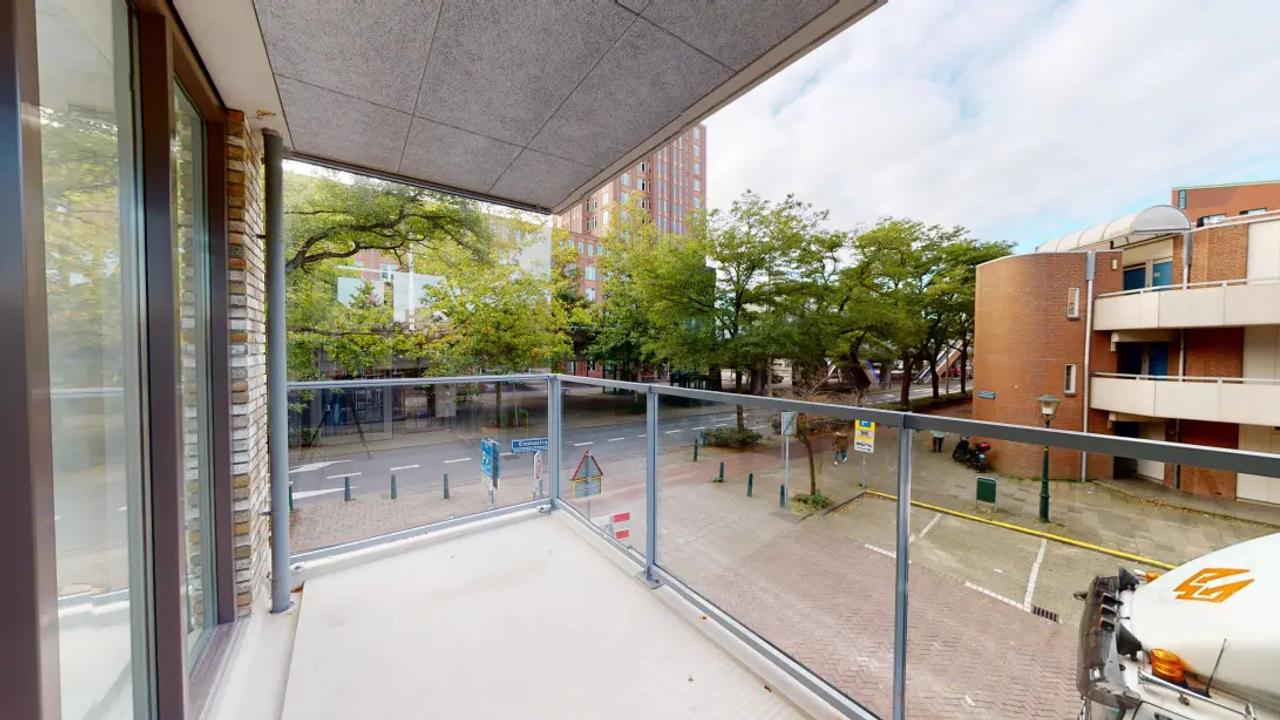 81 m² met balkon in Bezuidenhout - Afbeelding 3