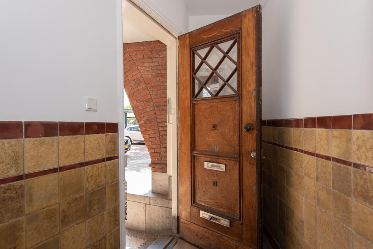 Benedenwoning met grote tuin in Amsterdam - Afbeelding 13