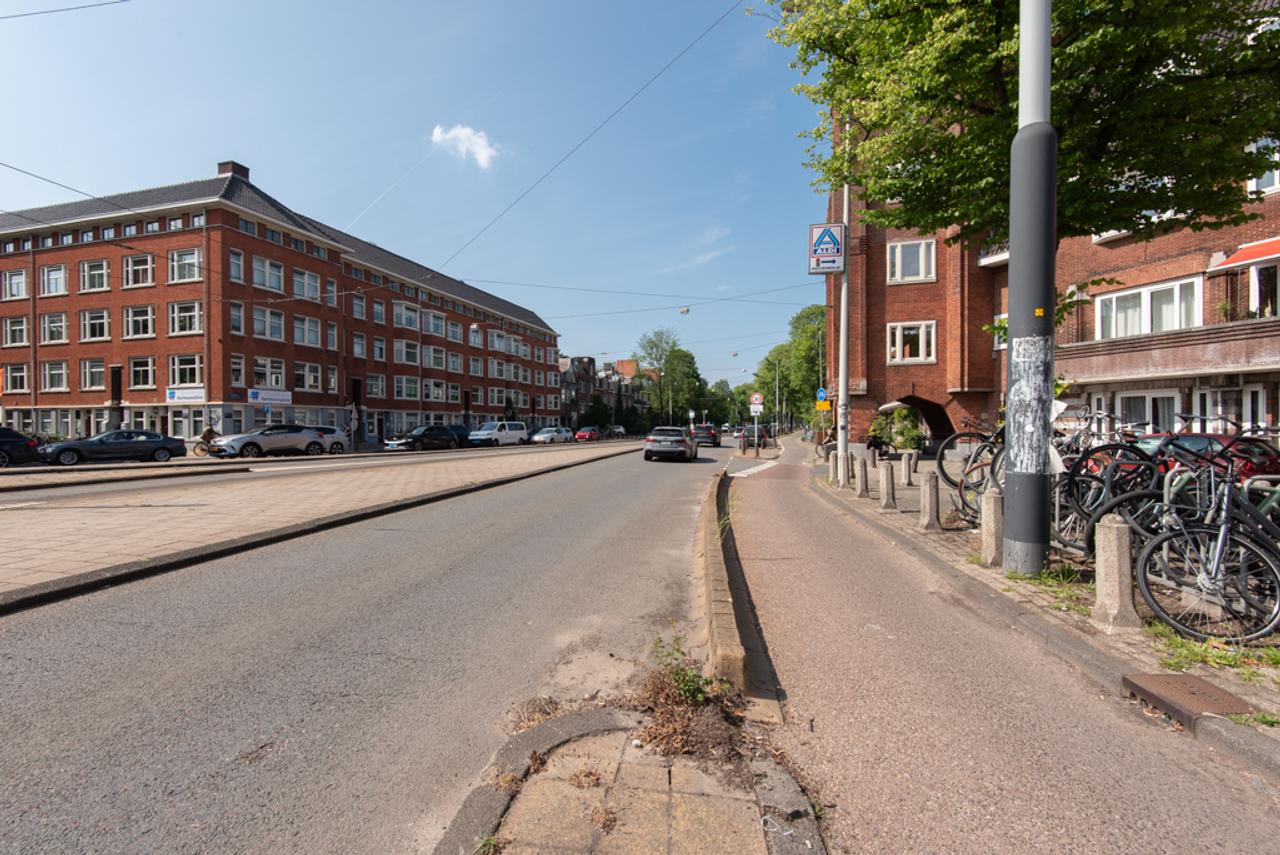 Benedenwoning met grote tuin in Amsterdam - Afbeelding 14