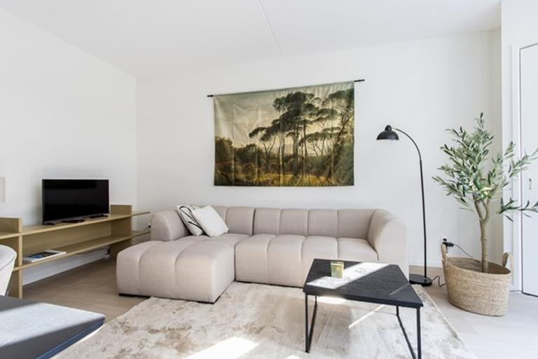 Lichte studio met loft en tuin in centrum - Afbeelding 2