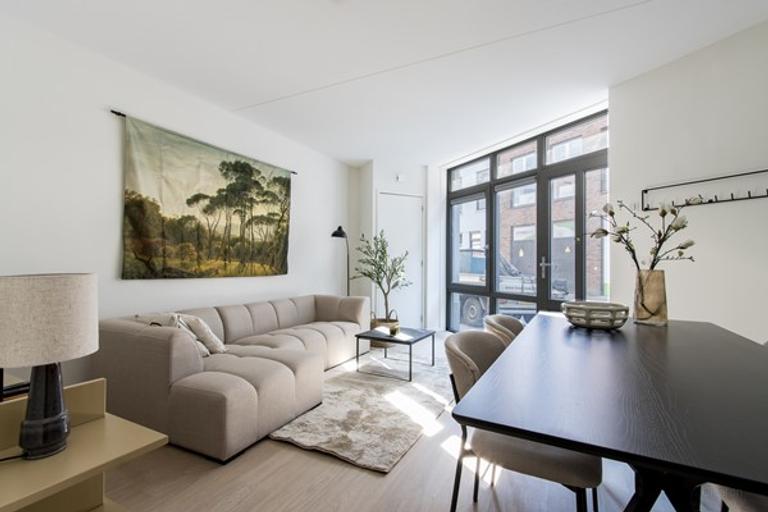 Lichte studio met loft en tuin in centrum - Afbeelding 3