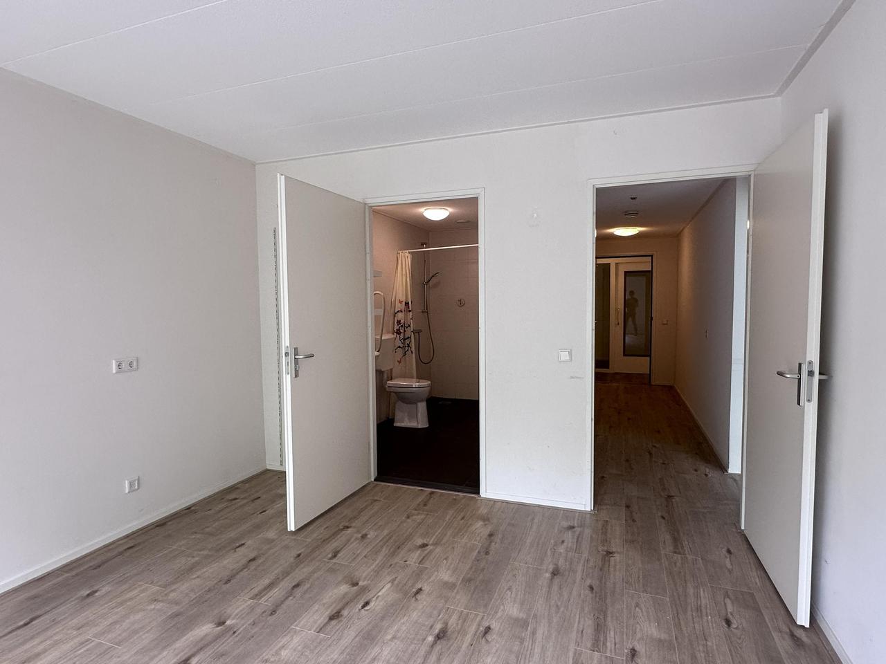 Gelijkvloers 2-kamerappartement met terras - Afbeelding 11