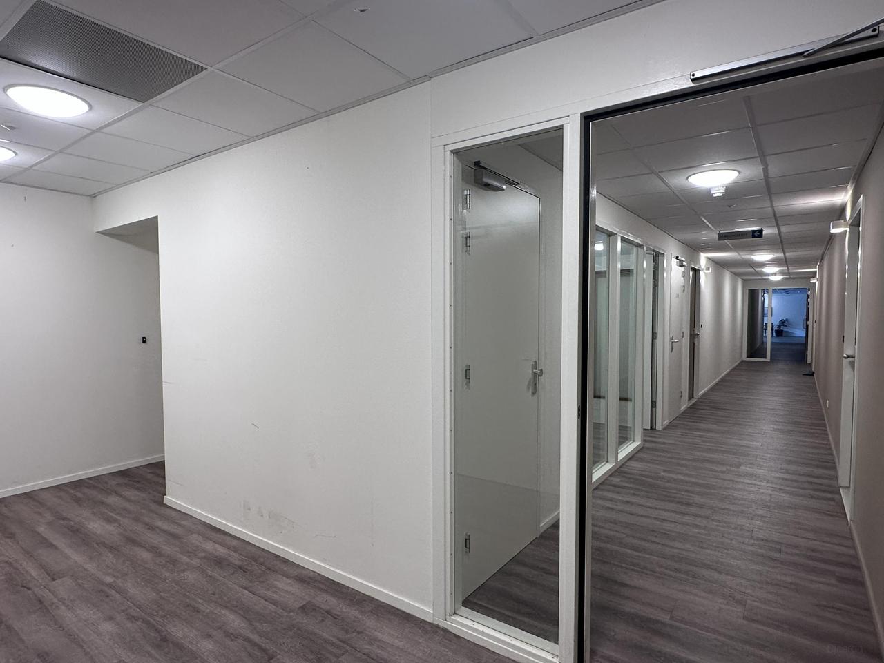 Gelijkvloers 2-kamerappartement met terras - Afbeelding 15