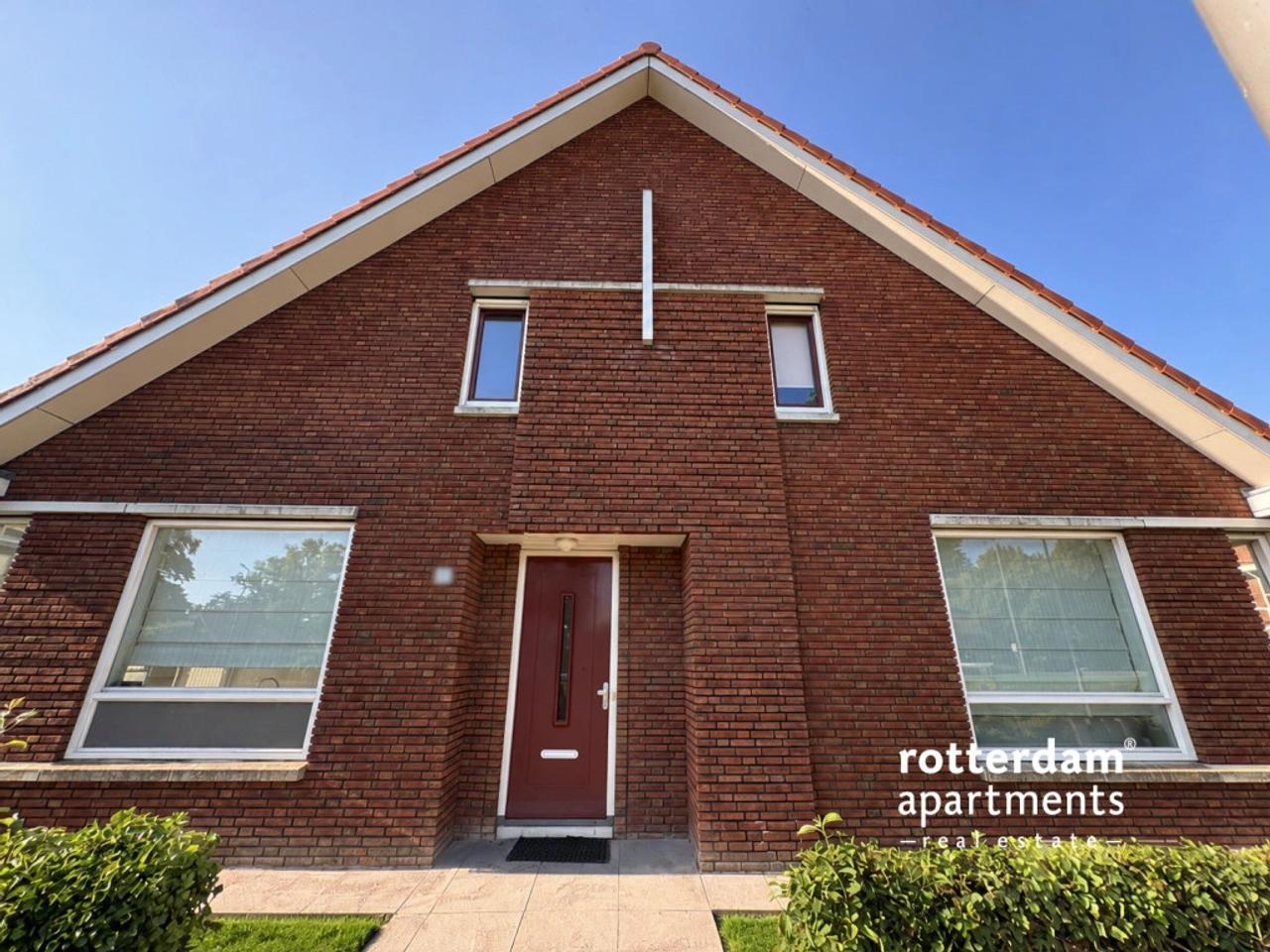 Vrijstaand wonen met tuin in IJsselmonde - Afbeelding 1
