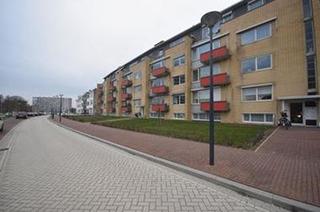 Licht 3-kamerappartement met balkon - Afbeelding 2