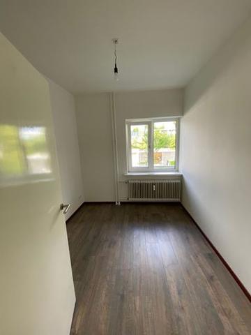 Licht 3-kamerappartement met balkon - Afbeelding 9
