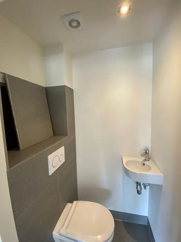 Licht 3-kamerappartement met balkon - Afbeelding 12