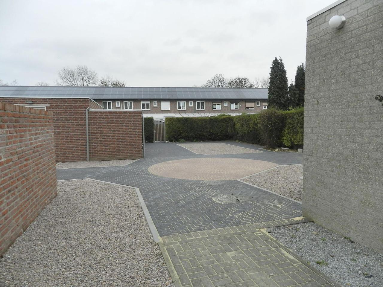 Kamer met wastafel vlak bij station Noord - Afbeelding 11