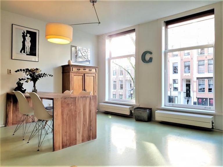 2-bedroom with south-facing garden - Image 3