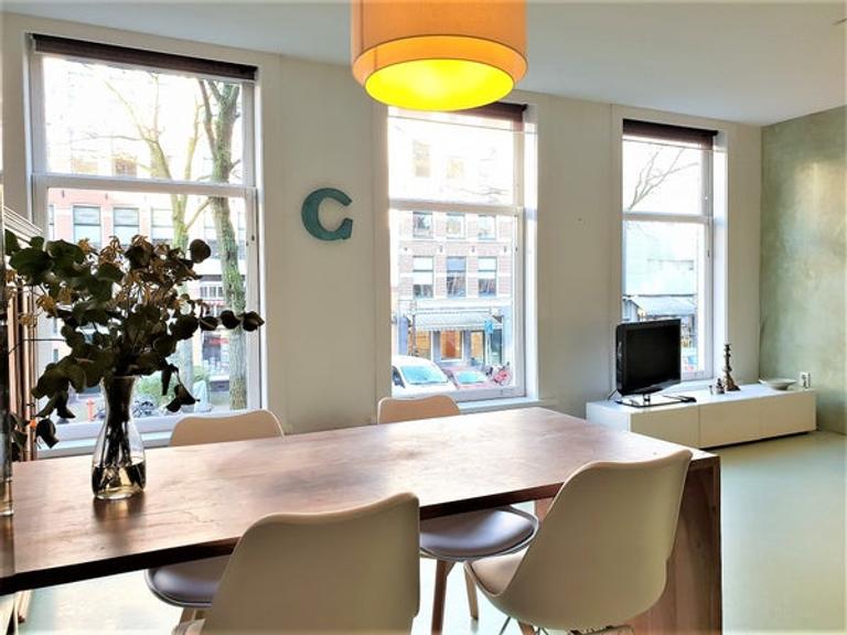 2-bedroom with south-facing garden - Image 10