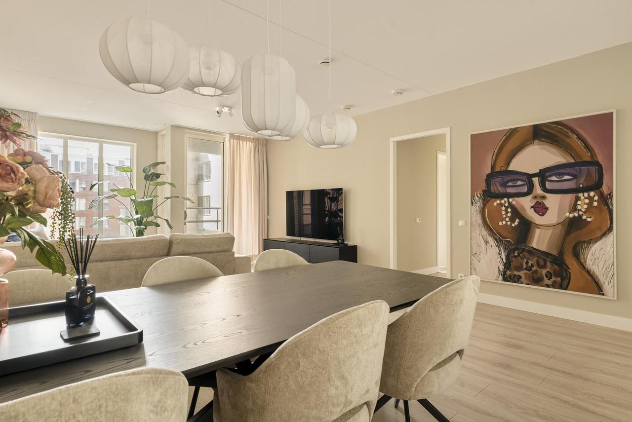 Bright apartment with balcony in Zuidas - Image 10