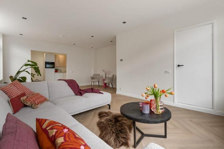 Quiet Semi-Detached House in Bussum - Image 4