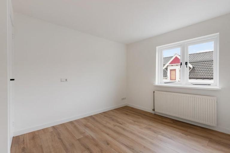 Quiet Semi-Detached House in Bussum - Image 14