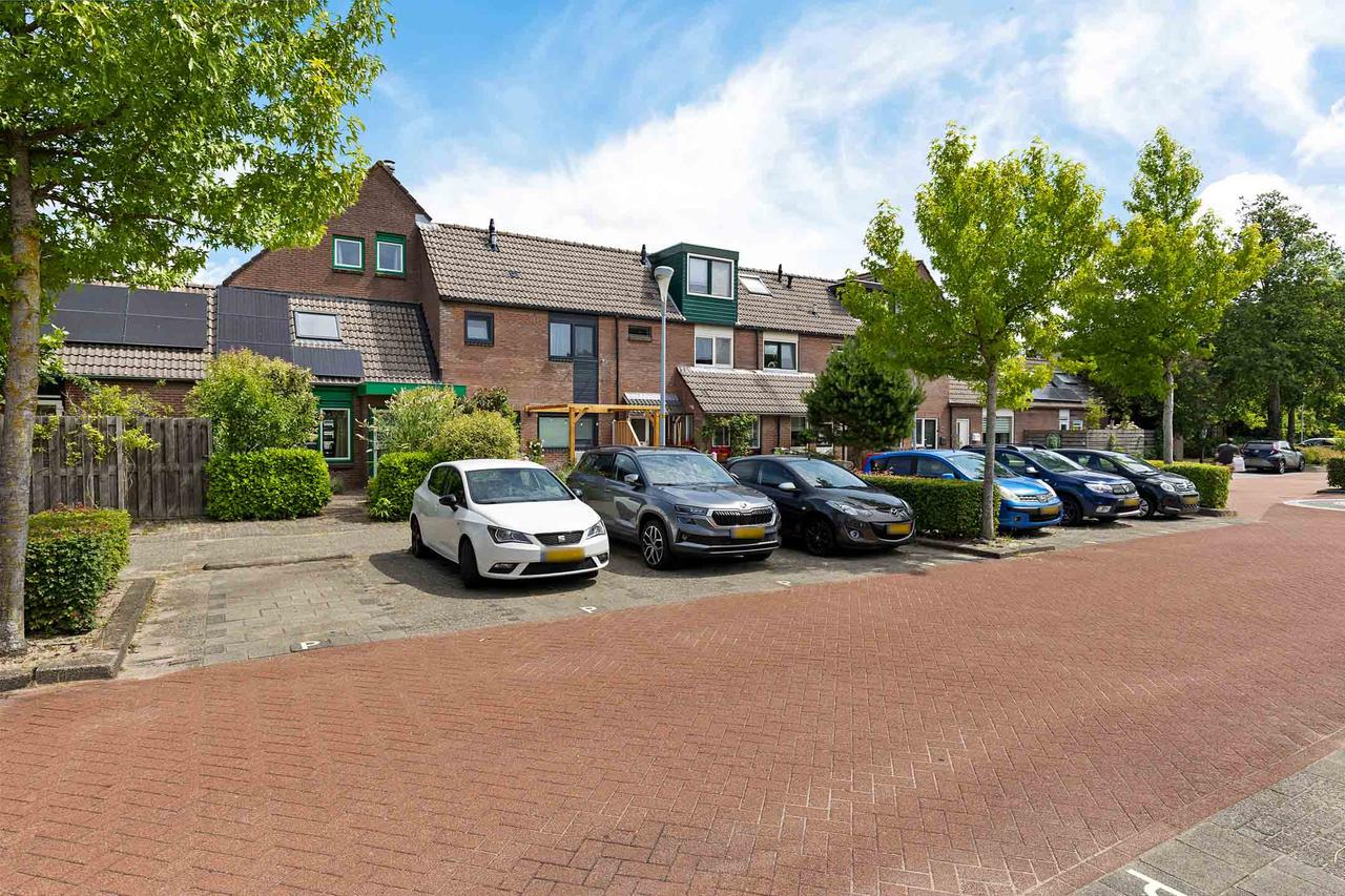 Instapklaar gezinshuis met tuin in Hoofddorp - Afbeelding 4