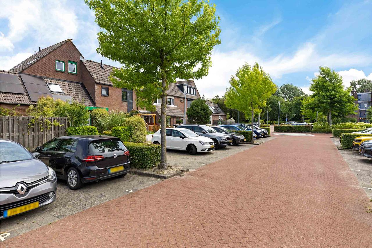 Instapklaar gezinshuis met tuin in Hoofddorp - Afbeelding 5