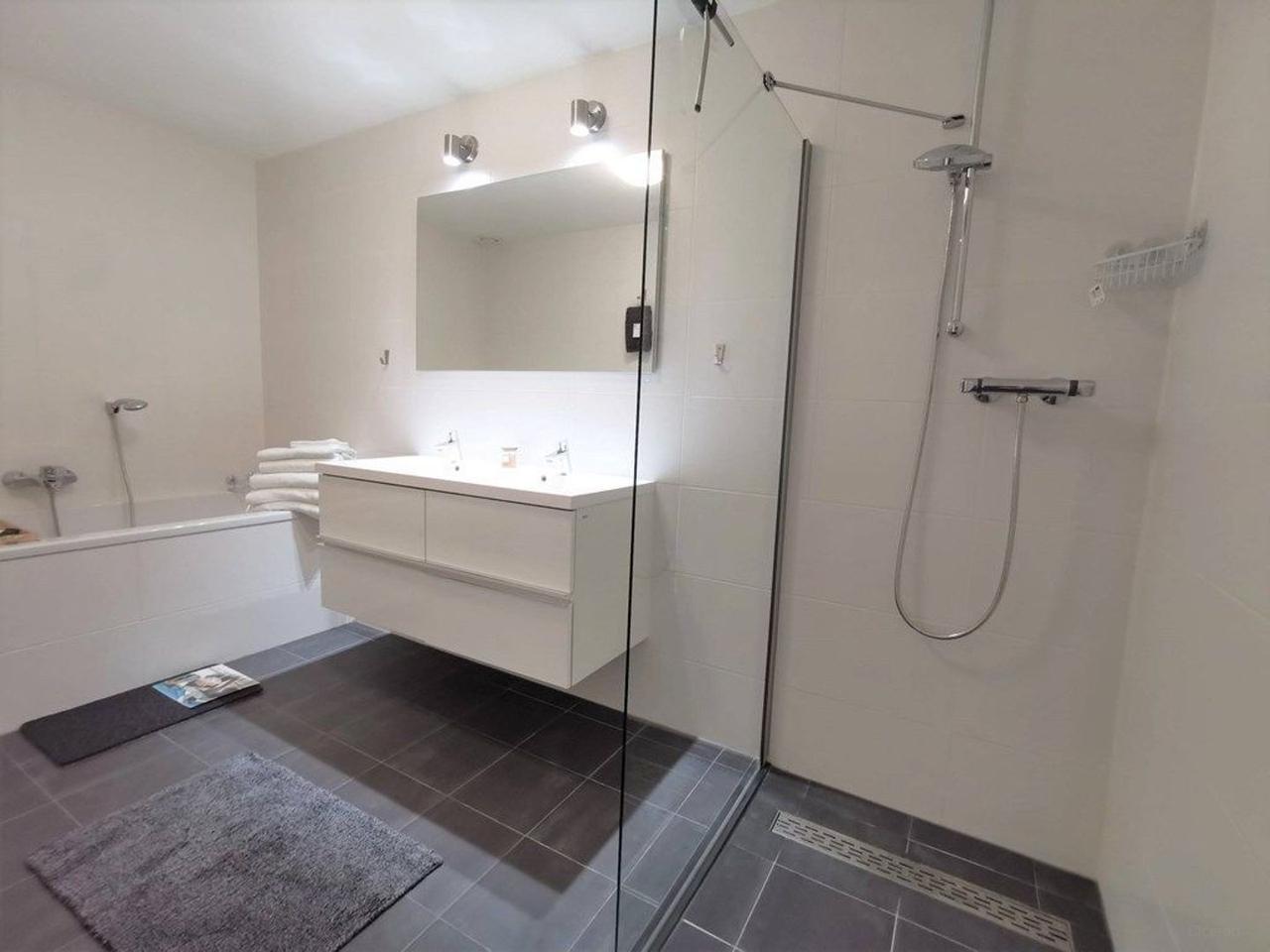 110 m² wonen in Calypso met balkon - Afbeelding 1