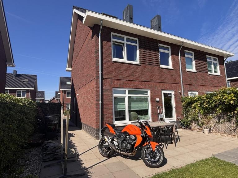 Energy-efficient semi-detached house with 4 bedrooms - Image 25