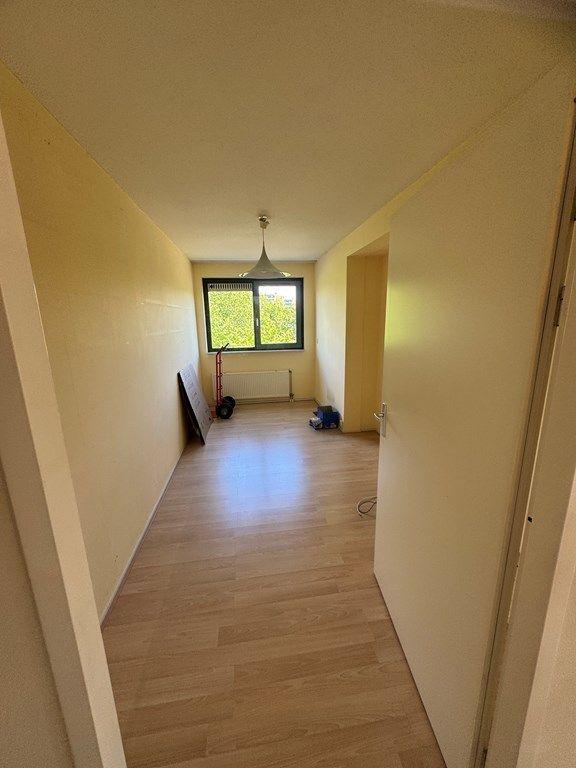3-room apartment with balcony in De Koperwiek - Image 11